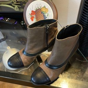 Pedro Miralles ankle boots